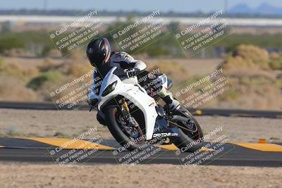 media/Nov-06-2023-Moto Forza (Mon) [[ce023d0744]]/3-Intermediate Group/Session 5 (Turn 4)/